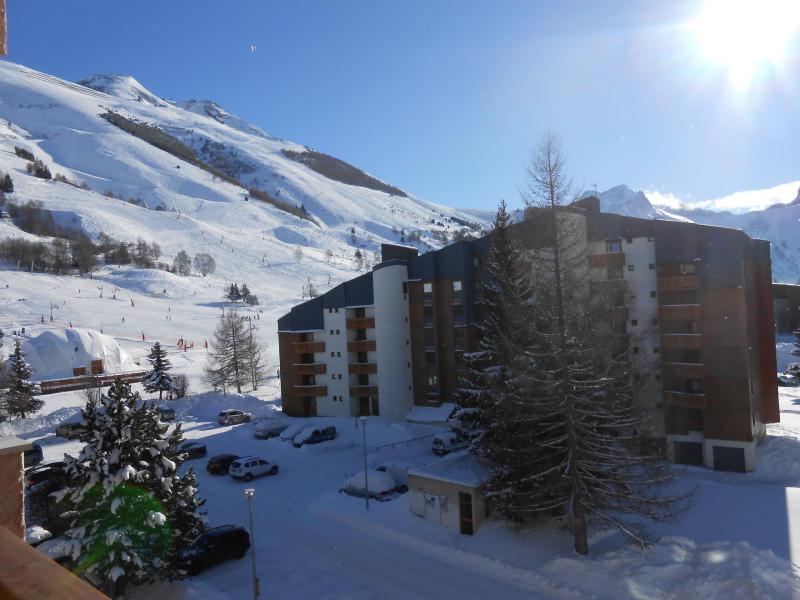 Holiday in mountain resort 2 room apartment sleeping corner 6 people (MEI500) - Résidence le Meijotel B - Les 2 Alpes - Winter outside