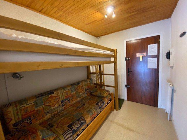 Rent in ski resort Studio sleeping corner 4 people (174) - Résidence le Midi - Les 2 Alpes