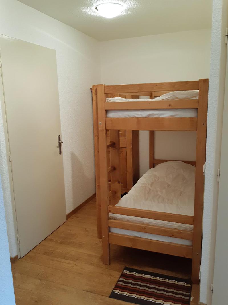 Rent in ski resort 2 room apartment sleeping corner 6 people (PLS1502) - Résidence le Plein Sud B - Les 2 Alpes - Bunk beds