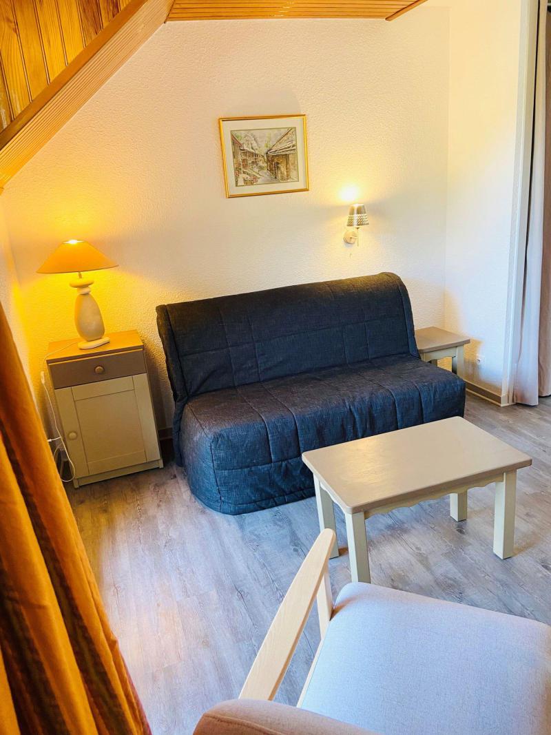 Rent in ski resort 4 room duplex apartment 6 people (SOL805) - Résidence le Soleil - Les 2 Alpes - Living room