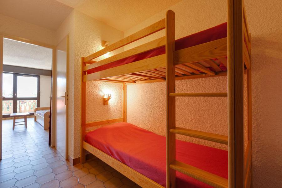 Rent in ski resort 2 room apartment sleeping corner 6 people - Résidence Saint Christophe - Les 2 Alpes - Sleeping area