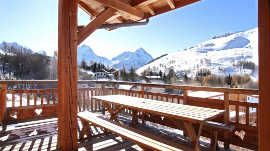 Vacances en montagne Chalet Husky - Les 2 Alpes - Extérieur hiver