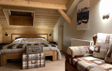 Rent in ski resort Chalet le Chabichou - Les 2 Alpes - Bedroom