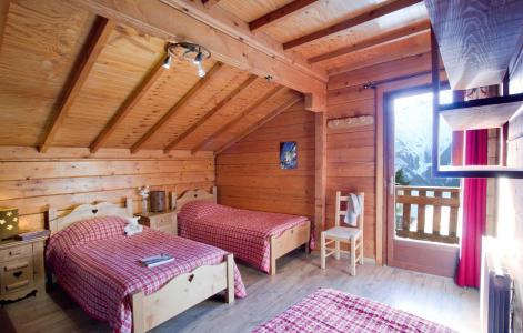 Rent in ski resort Chalet le Ponton - Les 2 Alpes - Bedroom