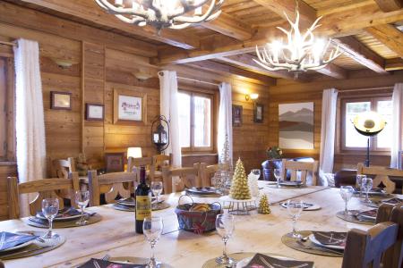 Rent in ski resort 10 room triplex chalet 15 people (Chartreuse) - Chalets Chartreuse et Alexandre - Les 2 Alpes - Dining area