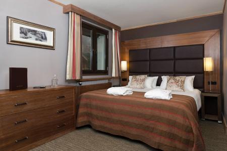 Аренда на лыжном курорте Hôtel Ibiza - Les 2 Alpes - Двухспальная кровать
