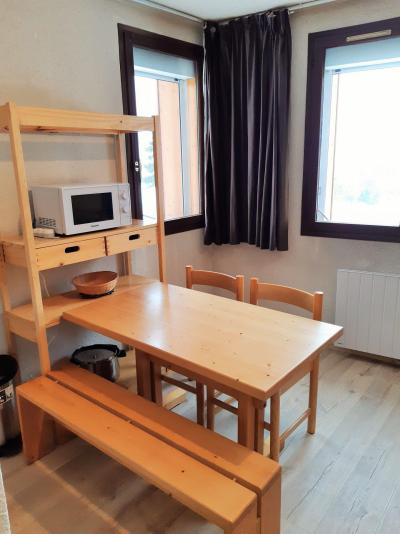 Skiverleih Studio Schlafnische 4 Personen - La Résidence le Montana 2 - Les 2 Alpes - Wohnzimmer