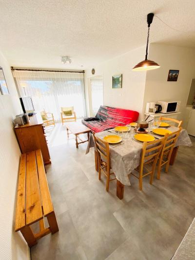 Rent in ski resort 2 room apartment sleeping corner 6 people (32) - La Résidence le Tyrol - Les 2 Alpes - Living room