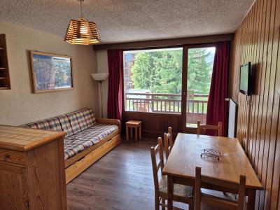 Rent in ski resort Studio sleeping corner 4 people (027) - Meijotel - Les 2 Alpes - Living room