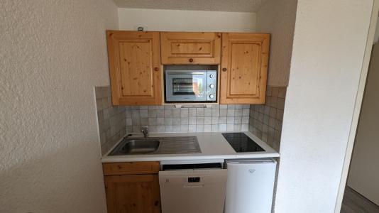 Rent in ski resort Studio sleeping corner 4 people (402) - Meijotel - Les 2 Alpes - Kitchen