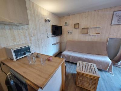 Rent in ski resort Studio 3 people (F09) - Résidence Alphératz - Les 2 Alpes - Apartment