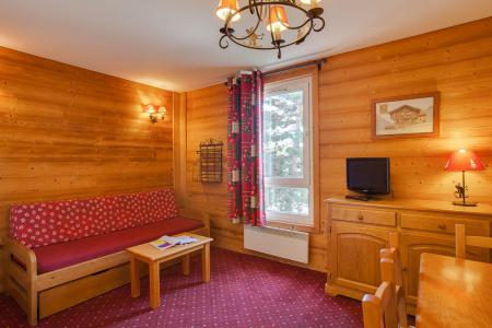 Rent in ski resort Studio sleeping corner 3 people - Résidence Champamé - Les 2 Alpes - Living room