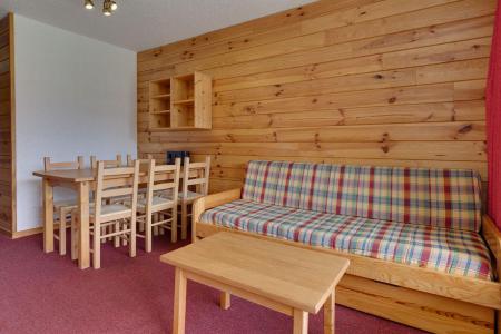 Rent in ski resort 2 room apartment sleeping corner 6 people - Résidence Côte Brune - Les 2 Alpes - Living room