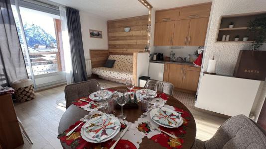 Rent in ski resort Studio sleeping corner 4 people (CB4L7) - Résidence le Côte Brune IV - Les 2 Alpes