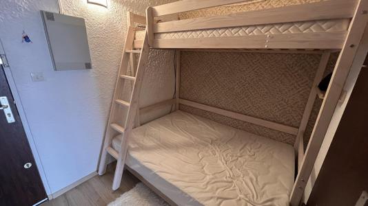 Аренда на лыжном курорте Квартира студия со спальней для 4 чел. (CB4L7) - Résidence le Côte Brune IV - Les 2 Alpes - Двухъярусные кровати