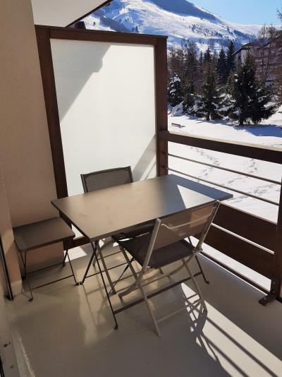 Rent in ski resort Studio sleeping corner 4 people (CB5F2) - Résidence le Côte Brune V - Les 2 Alpes - Winter outside