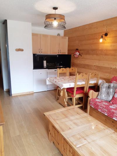 Rent in ski resort Studio sleeping corner 4 people (MEI101) - Résidence le Meijotel B - Les 2 Alpes - Living room