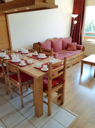 Rent in ski resort 2 room apartment sleeping corner 6 people (PLS1502) - Résidence le Plein Sud B - Les 2 Alpes - Living room