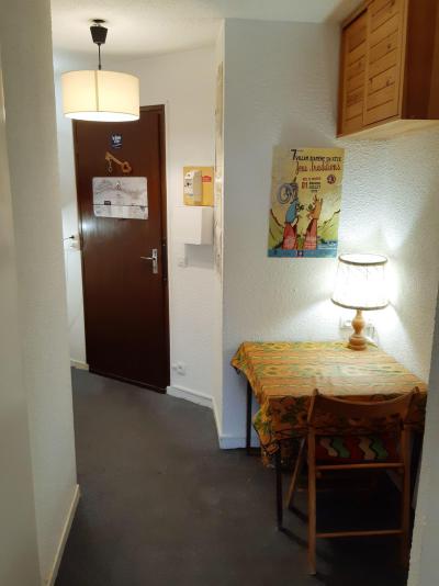 Rent in ski resort Studio sleeping corner 4 people (PLS1404) - Résidence le Plein Sud B - Les 2 Alpes - Hall