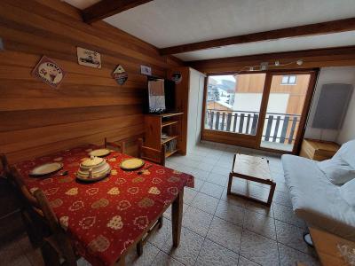 Rent in ski resort Studio sleeping corner 4 people (35) - Résidence les Brinbelles - Les 2 Alpes - Apartment