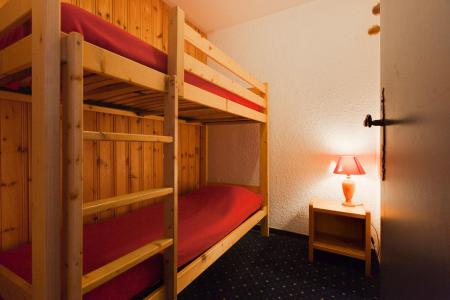 Rent in ski resort 2 room apartment sleeping corner 6 people - Résidence Quirlies - Les 2 Alpes - Bunk beds