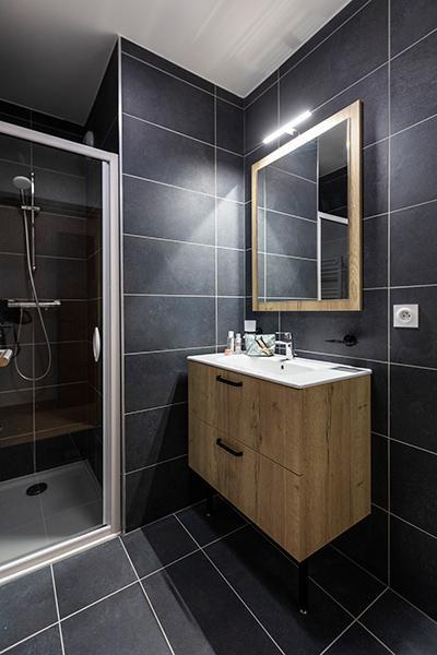 Location au ski Appartement 3 pièces cabine 6-8 personnes (Premium) - Résidence Terresens Neige et Soleil - Les 2 Alpes - Salle d'eau