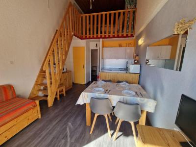 Wynajem na narty Apartament duplex 2 pokojowy kabina  6 osób (SLDA33) - SOLDANELLE - Les 2 Alpes - Pokój gościnny
