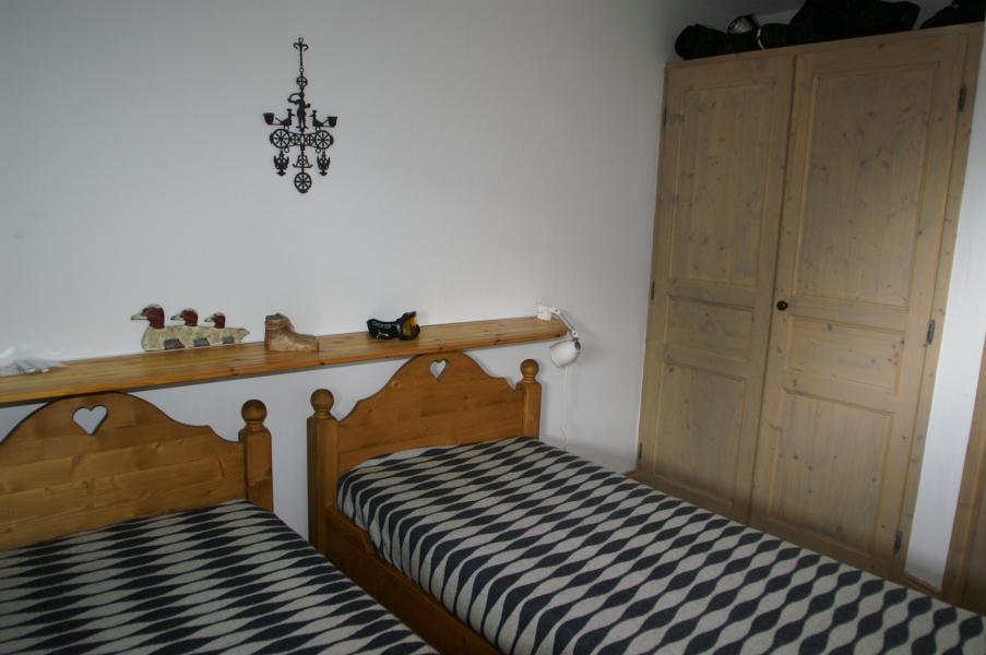 Rent in ski resort 3 room apartment cabin 6-8 people - Résidence les Granges des 7 Laux - Les 7 Laux - Single bed