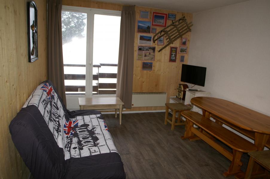 Аренда на лыжном курорте Апартаменты 2 комнат 5 чел. - Résidences Prapoutel les 7 Laux - Les 7 Laux - Диван-кровать