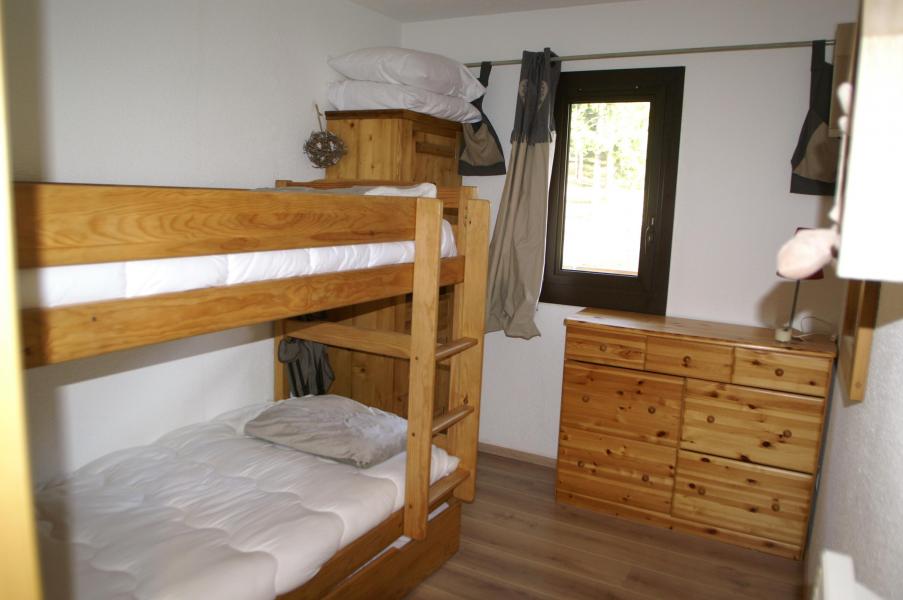 Rent in ski resort 2 room apartment 5 people - Résidences Prapoutel les 7 Laux - Les 7 Laux - Bunk beds