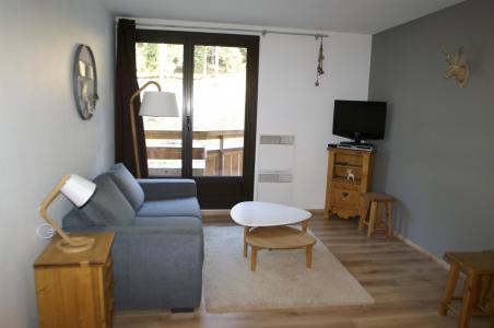 Rent in ski resort 2 room apartment 5 people - Résidences Prapoutel les 7 Laux - Les 7 Laux - Living room