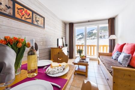 Rent in ski resort Résidence Lagrange l'Orée des Cimes - Les Angles - Living room