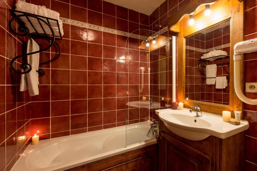 Rent in ski resort Chalet Altitude - Les Arcs - Bathroom