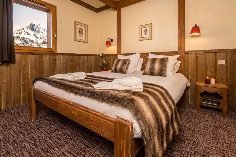 Rent in ski resort Chalet Altitude - Les Arcs - Bedroom