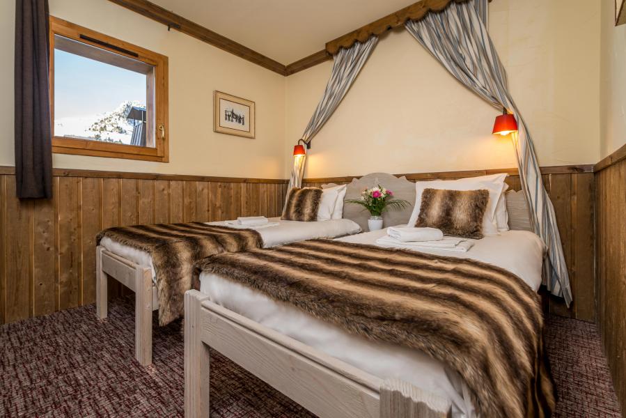 Rent in ski resort Chalet Altitude - Les Arcs - Bedroom