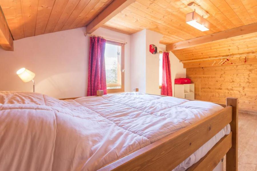 Rent in ski resort 4 room chalet 8 people - Chalet Croisette - Les Arcs - Bedroom