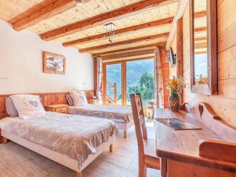 Rent in ski resort Chalet Farmhouse - Les Arcs - Bedroom