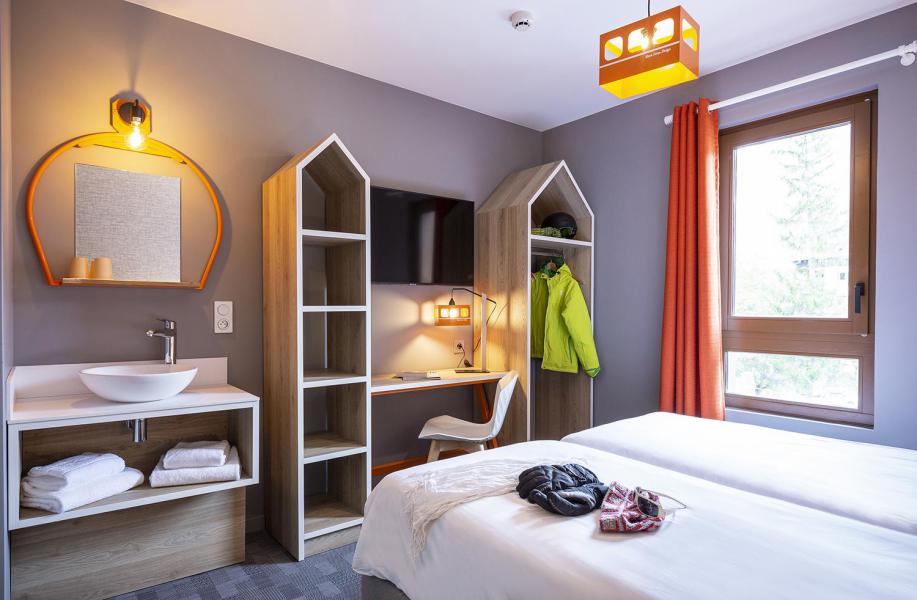 Rent in ski resort Hôtel Base Camp Lodge - Les Arcs - Bedroom