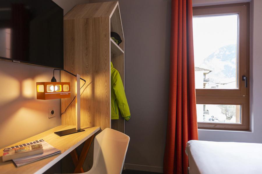 Rent in ski resort Hôtel Base Camp Lodge - Les Arcs - Deskroom