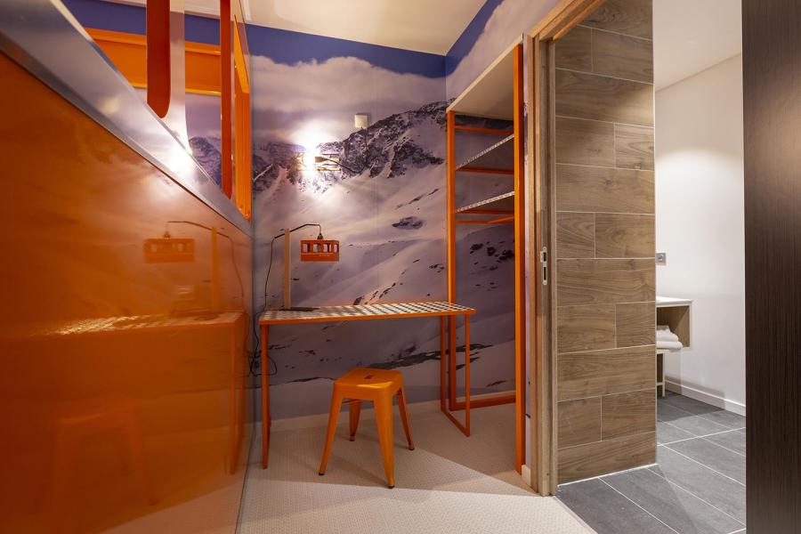 Rent in ski resort Room 2 people (TELEPHERIQUE) - Hôtel Base Camp Lodge - Les Arcs - Bedroom