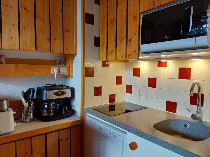 Rent in ski resort Studio mezzanine 5 people (425) - Résidence Archeboc - Les Arcs - Kitchen