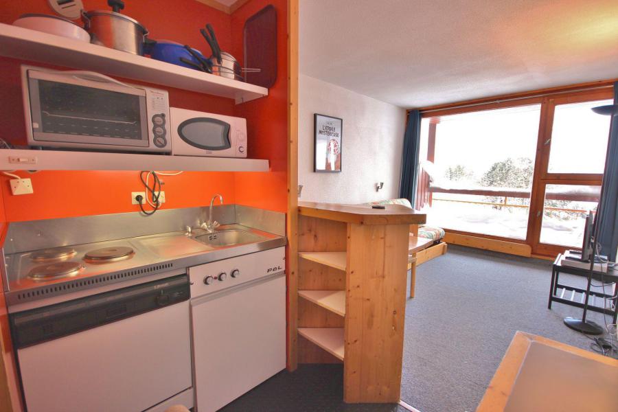 Rent in ski resort Studio sleeping corner 4 people (403) - Résidence Bel Aval - Les Arcs - Kitchen