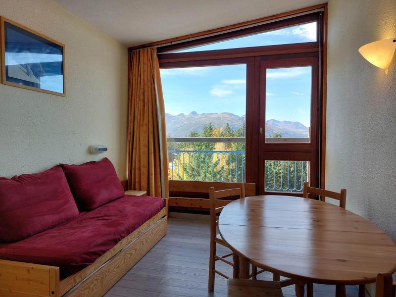 Rent in ski resort Studio 4 people (1026) - Résidence Belles Challes - Les Arcs - Living room