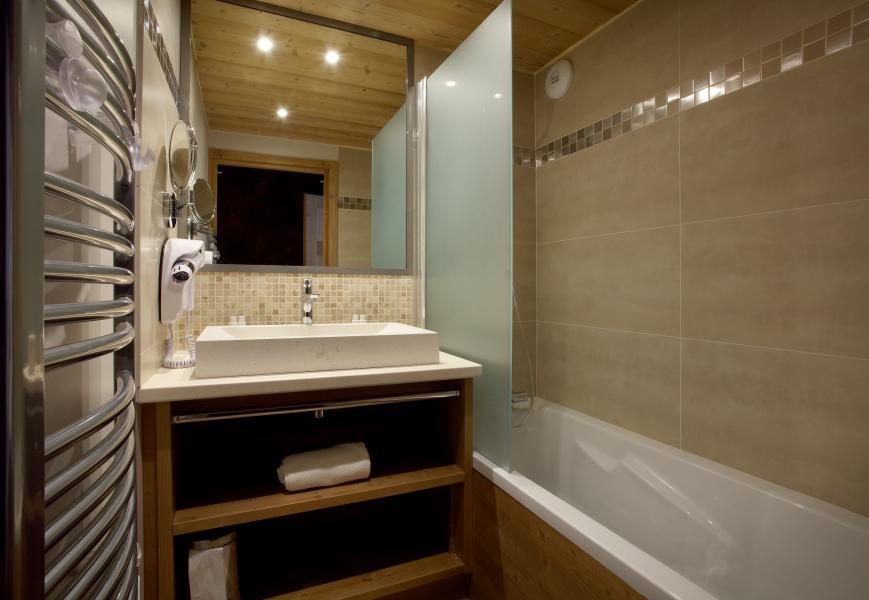 Rent in ski resort Résidence Chalet des Neiges la Source des Arcs - Les Arcs - Bathroom
