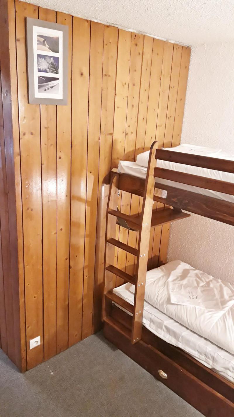 Rent in ski resort Studio sleeping corner 4 people (421) - Résidence des Belles Challes - Les Arcs