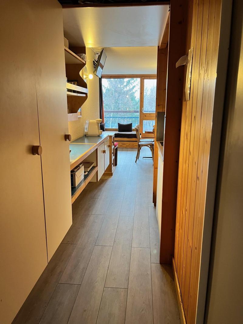 Rent in ski resort Studio cabin 4 people (714) - Résidence des Belles Challes - Les Arcs - Apartment