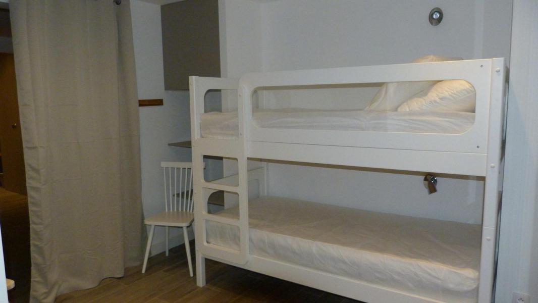 Rent in ski resort 4 room apartment sleeping corner 8 people (102) - Résidence l'Aiguille des Glaciers - Les Arcs - Bedroom