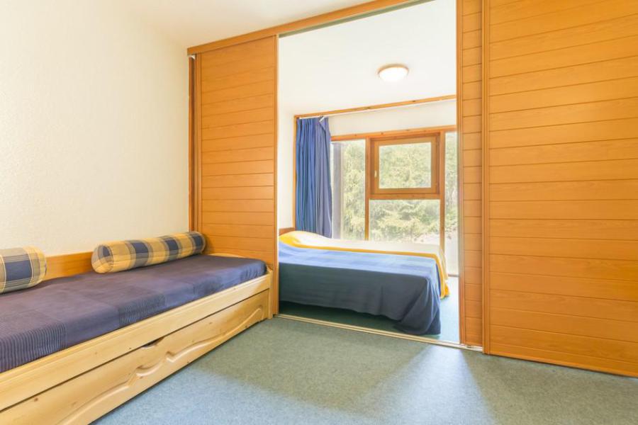Rent in ski resort 2 room duplex apartment 6 people (3427) - Résidence l'Aiguille Grive 3 - Les Arcs - Bedroom
