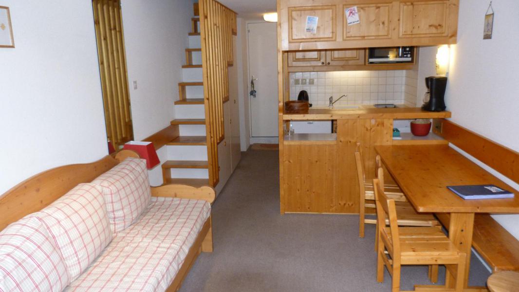 Rent in ski resort 2 room apartment 6 people (425) - Résidence l'Aiguille Grive Bât III - Les Arcs - Living room