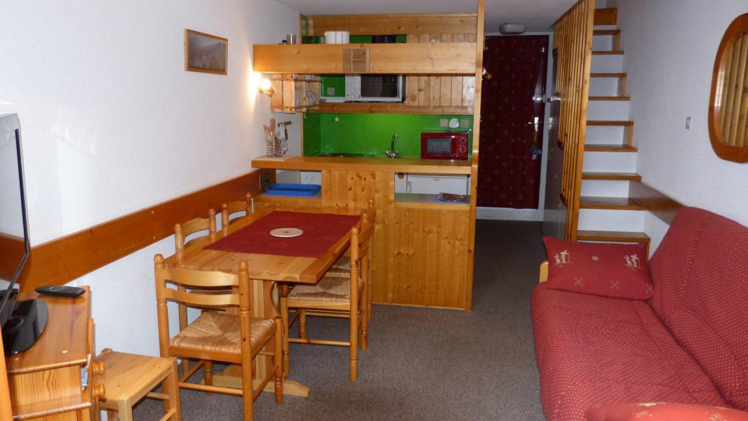 Ski verhuur Appartement 2 kamers 6 personen (324) - Résidence l'Aiguille Grive Bât III - Les Arcs - Woonkamer